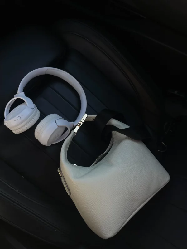 Maggie White Leather Bag by Bonendis - Image 4