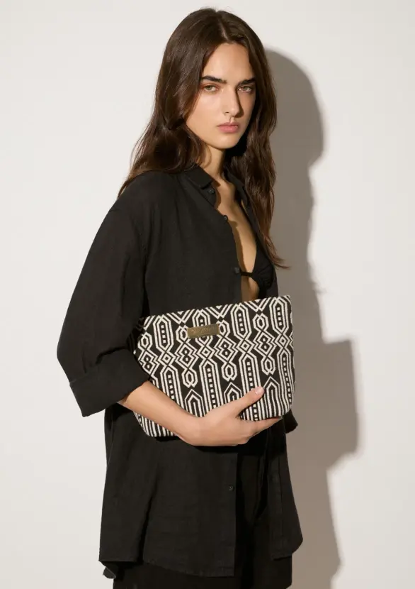 Simoneta Midi Clutch Black by Sea You Soon - Image 4