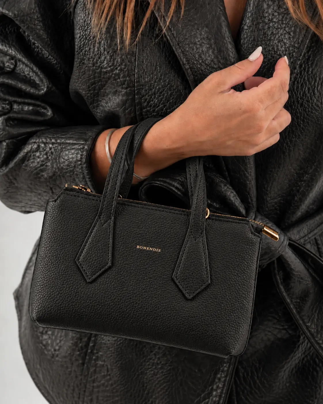 Noemia Mini in Black Leather Gold by Bonendis - Image 2