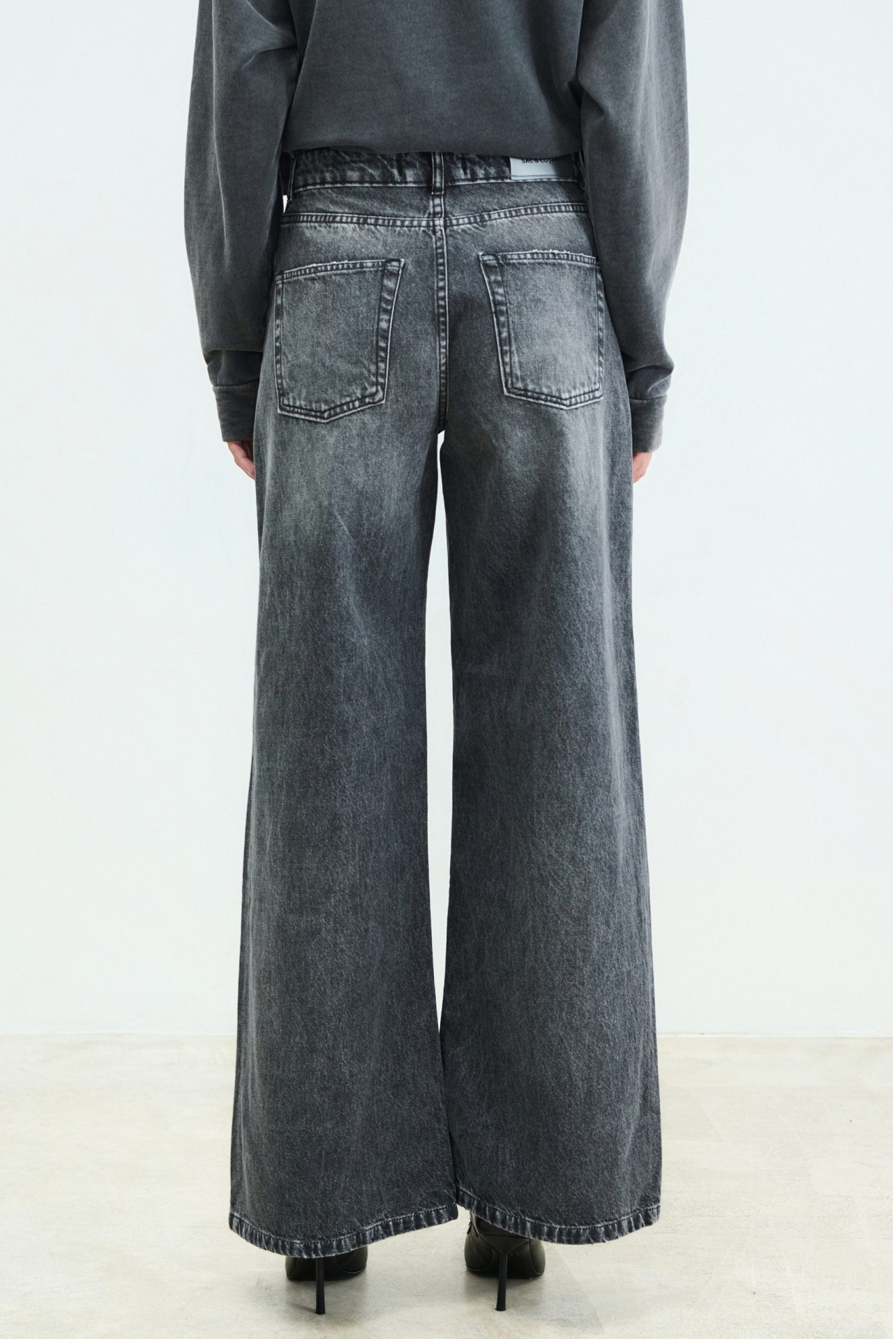 Belen Stone Black by Sac & Co - Image 3